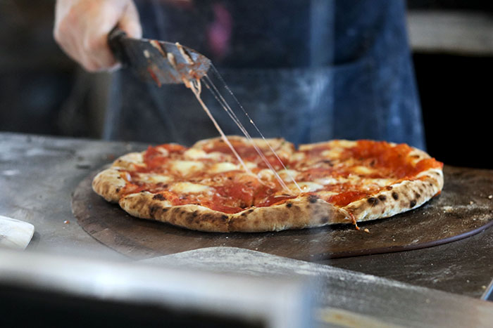 How Much Can A Pizza Restaurant Make In A Year?