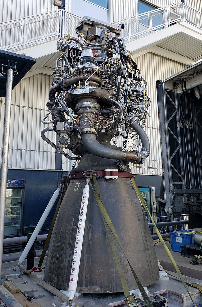 spacex raptor engine